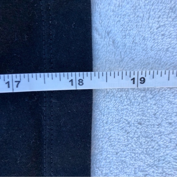 Guns N Roses Tee Shirt Sweet Child O’ Mine Crop Bravado 2022 - Picture 5 of 6